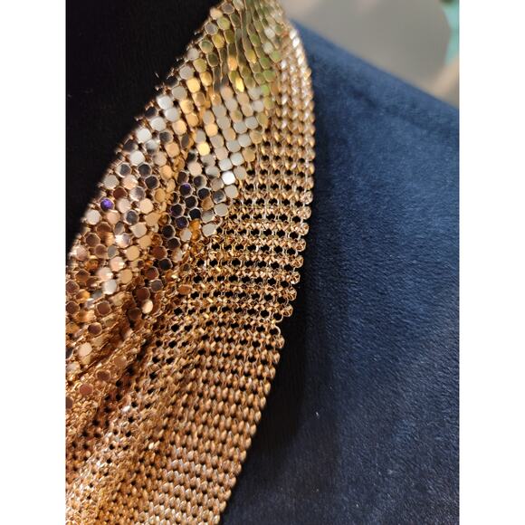 Women's Gold Mesh Bib Statement Necklace With Adjustable Lobster Clasp Chain - Picture 6 of 7